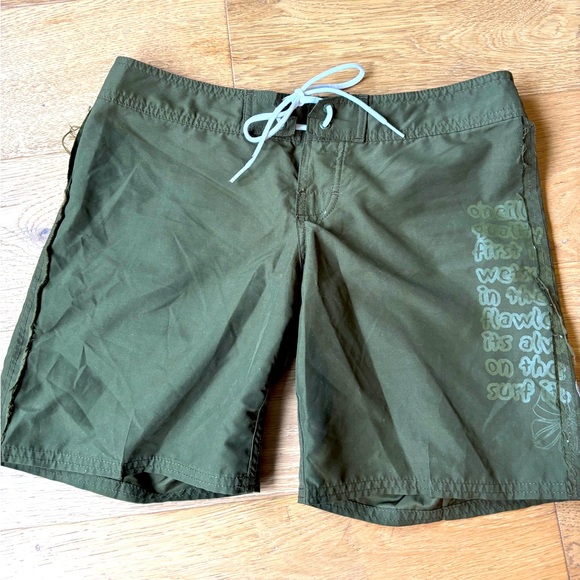 O'Neill Other - O’Neill vtg 2000’s low rise board shorts